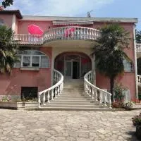 Happy house Villa Žiži Rijeka Viskovo, Hotel in Viskovo