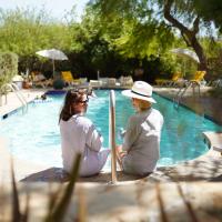 The Good House- Hot Spring Hideaway, hotel in Desert Hot Springs