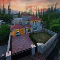 Arish Luxury Suites: Skardu şehrinde bir otel