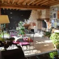 Domaine Maltoff, hotell i Coulanges-la-Vineuse