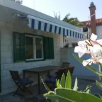 Vacation House "Pave", готель у місті Повля