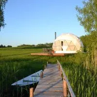 Glempings Velo Latgale, hotell sihtkohas Izvalta