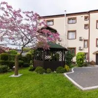 Astra Apartments, hotel em Oświecim