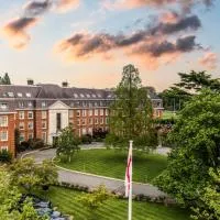 The Lensbury Resort، فندق في ريتشموند على نهر التايمز