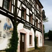 Landhotel Goldener Becher, hotel di Limbach - Oberfrohna