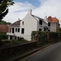 Le petit belge, Hotel in Montgivray