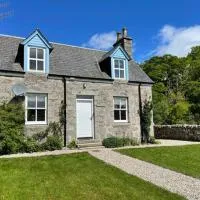 Burnside Cottage on the Blarich Estate: Rogart şehrinde bir otel