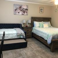 Just Like Being at Home- Newly Renovated Unit, hotel near Newport State - EFK, North Troy