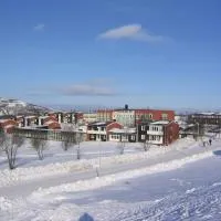 STF Malmfältens Folkhögskola, hotel v mestu Kiruna