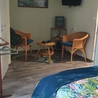 Hôtel restaurant du Commerce, viešbutis mieste Poulainville