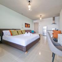 Epipleon Luxury Suites -105- Δωμάτιο 35τμ με βεράντα 35τμ μπροστά στη θάλασσα, hôtel à Káto Platanítis
