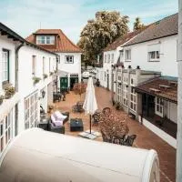 Hotel Freihof am Roland、ヴェーデルのホテル