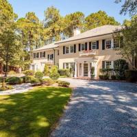 Knollwood Manor - The Historic Mid Pines Mansion, hotel poblíž Moore County - SOP, Southern Pines