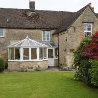 The Nurseries Bed and Breakfast Fairford, hotel sa Fairford