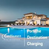 Wine Residence Cattunar, hotel a Brtonigla