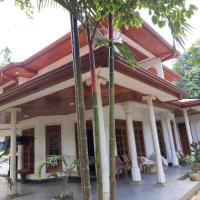 Family Holiday Inn, hotel in Badulla