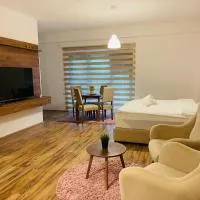 Viesnīca Fuk-tak apartmani&restoran pilsētā Stardojrana