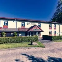 Hotel und Appartements Jägerhof Rügen, hotel v destinácii Lancken-Granitz