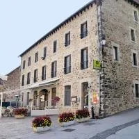 Saint-Poncy में, होटल Logis Hôtel Auberge de l'Allagnonette