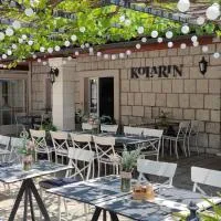 Guest House Kolarin, ξενοδοχείο σε Slano