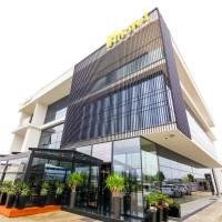 N Hotel BY NOSHI, hotel in zona Aeroporto di Tirana - TIA, Rinas