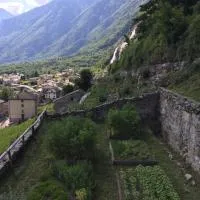 hortus conclus, hotel u gradu 'Piuro'
