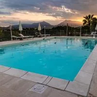 Anthos Casa Vacanze, hotel em SantʼOmero