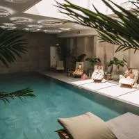 Hôtel 1770 & Spa، فندق في لو بونتيه