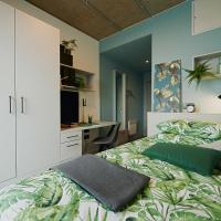 Modern 3 Bedroom Apartments and Private Bedrooms with Shared Kitchen at The Loom in Dublin