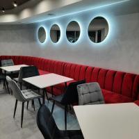 Red Cube Hotel, отель в Каменец-Подольском