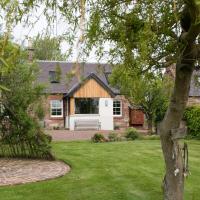 Stravaig Cottage @ Carfrae Farm, hotel in Haddington