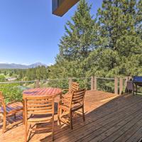Stunning West Glacier Home with Majestic Mtn Views!, hotel in West Glacier