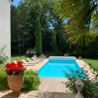 Maison d'Hôtes Joussaume Latour, מלון בשאטו-תיירי