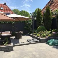Holiday home in Franeker with a furnished sunny terrace, bbq, hotel in Franeker