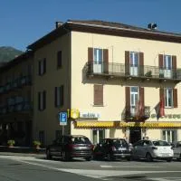 Osteria Belvedere: Losone şehrinde bir otel
