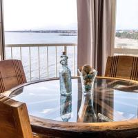 Primera linea de mar. Apartamento tur&iacute;stico Salou, hotel in Salou