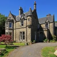 Isla Bank House, hotel din Keith