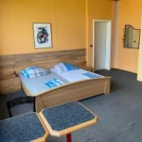 Zimmervermietung Deichmann, hotel em Landscheide