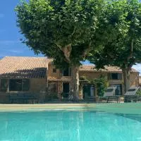 Le Mas Andoli, hotel u gradu 'Tresques'