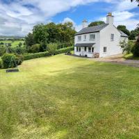 Garth- Stunning Scenic semi-rural Cottage with Games room