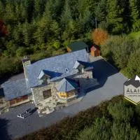 Álaind Lodges, Sneem, מלון בסנים