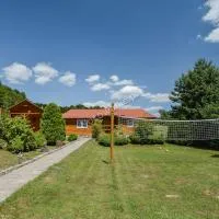 Domki Zewa, hotel en Orelec