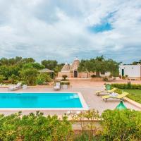 Trullo OronCall con piscina: San Vito dei Normanni şehrinde bir otel