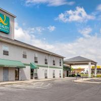 Quality Inn & Suites South, hotel poblíž Rickenbacker International Airport - LCK, Obetz