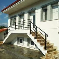 Stavroula's Houses, hotel di Kélla
