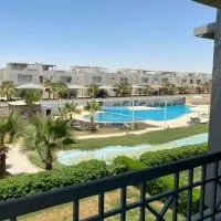 Einbay pool view appartement, hotel a Ain Sokhna