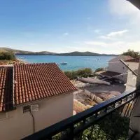 Apartments Luca، فندق في زابوريتش