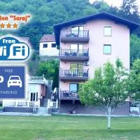 Saraj Guest House, מלון בקולן וקוף