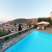 Classy Villa with Wonderful View and Swimming Pool