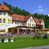 Hotel Julianin dvor, готель у місті Габовка